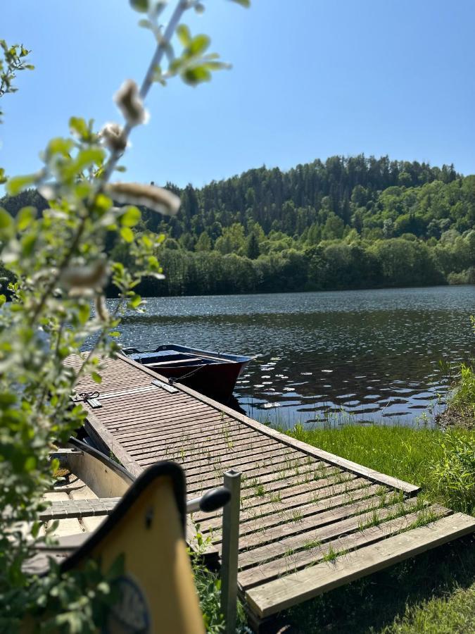 פורסגרון Glamping On Idyllic Lake, Paddle Boards & Rowboat מראה חיצוני תמונה