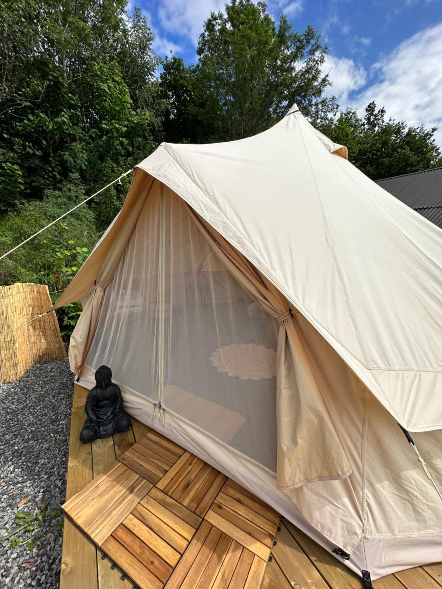 פורסגרון Glamping On Idyllic Lake, Paddle Boards & Rowboat מראה חיצוני תמונה